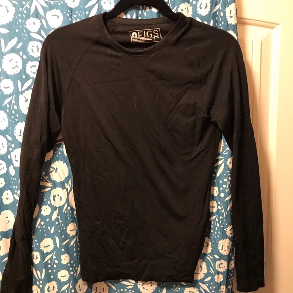 Figs Tops - NWT salta underscrub by Figs